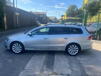 VOLKSWAGEN PASSAT 2.0 TDI BlueMotion Tech SE Estate 5dr Diesel DSG Euro 5 (s/s) (1