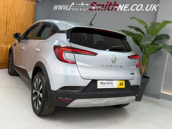 RENAULT CAPTUR 1.6 E-TECH evolution SUV 5dr Petrol Hybrid Auto Euro 6 (s/s) (14