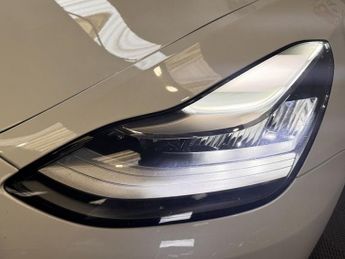 TESLA Model 3 (Dual Motor) Long Range Saloon 4dr Electric Auto 4WDE (346 ps)
