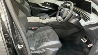 PEUGEOT E-3008 73kWh GT SUV 5dr Electric Auto (11kW Charger) (210 ps)