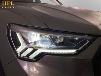 AUDI Q3 1.5 TFSI CoD 35 Black Edition SUV 5dr Petrol S Tronic Euro 6 (s/