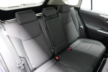 TOYOTA RAV4 2.5 VVT-h Design SUV 5dr Petrol Hybrid CVT Euro 6 (s/s) (218 ps)