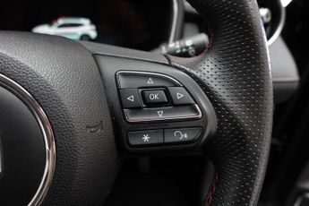 MG MG HS 1.5 T-GDI 16.6kWh Excite SUV 5dr Petrol Plug-in Hybrid Auto Euro