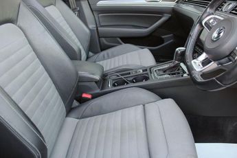 VOLKSWAGEN PASSAT 2.0 TDI R-Line Estate 5dr Diesel DSG Euro 6 (s/s) (150 ps)