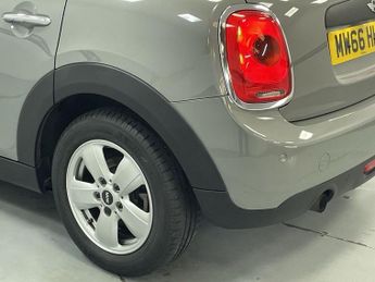 MINI HATCH 1.2 One Hatchback 5dr Petrol Manual Euro 6 (s/s) (102 ps) - AA A