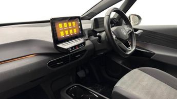 VOLKSWAGEN ID.3 Pro 58kWh Life Hatchback 5dr Electric Auto (145 ps) Front / Rear