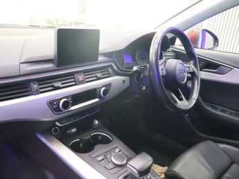 AUDI A4 AVANT 2.0 TDI ultra Sport Estate 5dr Diesel S Tronic Euro 6 (s/s) (150