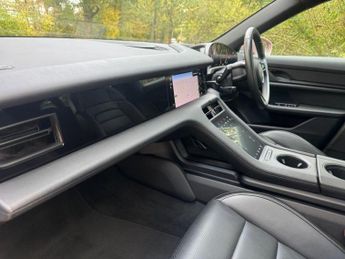 PORSCHE TAYCAN Performance 79.2kWh Saloon 4dr Electric Auto RWD (11kW Charger) 
