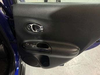 NISSAN JUKE 1.6 N-Connecta SUV 5dr Petrol XTRON Euro 6 (117 ps) (Category S)