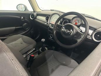 MINI HATCH 1.6 One Hatchback 3dr Petrol Manual Euro 5 (98 ps)