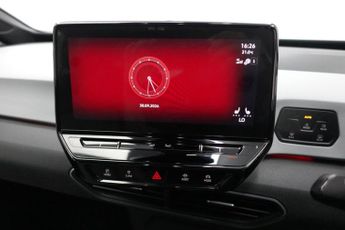 VOLKSWAGEN ID.3 Pro Performance 58kWh Life Hatchback 5dr Electric Auto (204 ps)