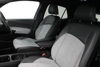 VOLKSWAGEN ID.3 Pro Performance 58kWh Life Hatchback 5dr Electric Auto (204 ps)