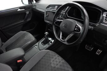 VOLKSWAGEN TIGUAN 1.5 TSI R-Line SUV 5dr Petrol DSG Euro 6 (s/s) (150 ps)