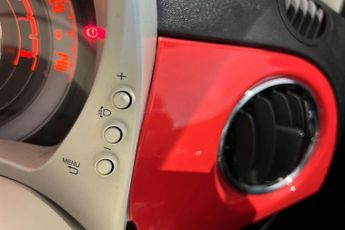 FIAT 500 1.2 Lounge Hatchback 3dr Petrol Dualogic Euro 6 (s/s) (69 bhp)