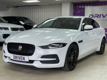 JAGUAR XE 2.0 D180 SE Saloon 4dr Diesel Auto Euro 6 (s/s) (180 ps)