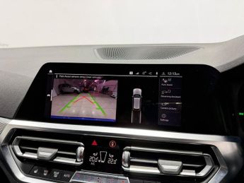 BMW 3 SERIES 2.0 330e 12kWh M Sport Touring 5dr Petrol Plug-in Hybrid Auto Eu
