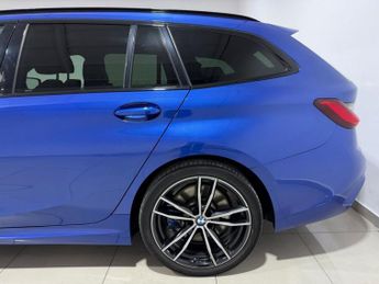 BMW 3 SERIES 2.0 330e 12kWh M Sport Touring 5dr Petrol Plug-in Hybrid Auto Eu