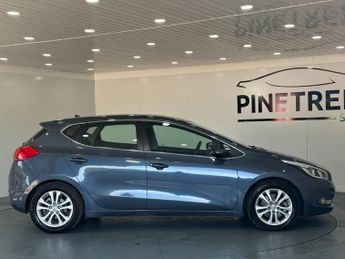KIA CEED 1.6 CRDi 2 Hatchback 5dr Diesel Auto Euro 5 (126 bhp)