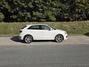 AUDI Q3 1.4 TFSI CoD S line Edition SUV 5dr Petrol S Tronic Euro 6 (s/s)