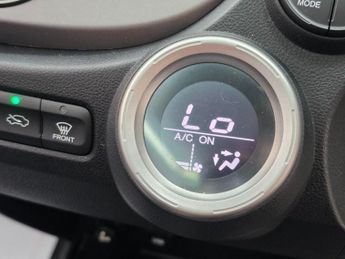 HONDA JAZZ 1.4 i-VTEC EX Hatchback 5dr Petrol i SHIFT Euro 5 (99 ps)