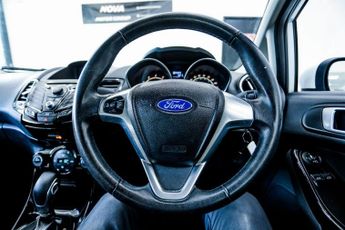 FORD FIESTA 1.6 Zetec Hatchback 5dr Petrol Powershift Euro 5 (105 ps)