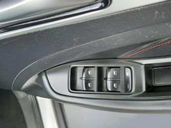 MG MG ZS 51.1kWh Trophy SUV 5dr Electric Auto (176 ps)
