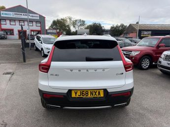 VOLVO XC40 2.0 D4 Inscription Pro SUV 5dr Diesel Auto AWD Euro 6-1 FORMER K