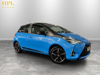 Toyota Yaris 1.5 VVT-h Cyan Bi-Tone Hatchback 5dr Petrol Hybrid E-CVT Euro 6 