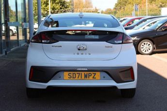 HYUNDAI IONIQ 1.6 h-GDi Premium Hatchback 5dr Petrol Hybrid DCT Euro 6 (s/s) (