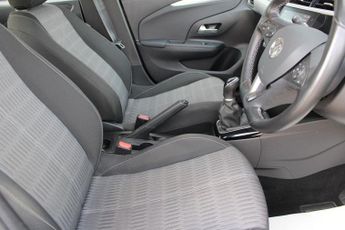 VAUXHALL CORSA 1.2 SE Edition Hatchback 5dr Petrol Manual Euro 6 (75 ps)