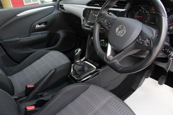 VAUXHALL CORSA 1.2 SE Edition Hatchback 5dr Petrol Manual Euro 6 (75 ps)