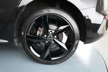 AUDI A3 1.4 TFSIe 40 S line Sportback S Tronic Euro 6 (s/s) 5dr 13kWh