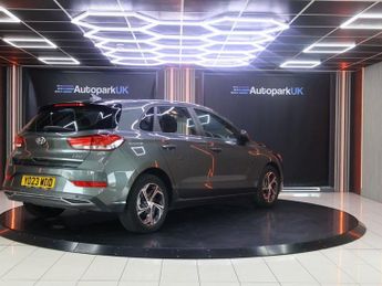 HYUNDAI I30 1.0 T-GDi MHEV SE Connect Hatchback 5dr Petrol Hybrid DCT Euro 6