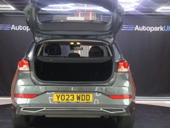 HYUNDAI I30 1.0 T-GDi MHEV SE Connect Hatchback 5dr Petrol Hybrid DCT Euro 6