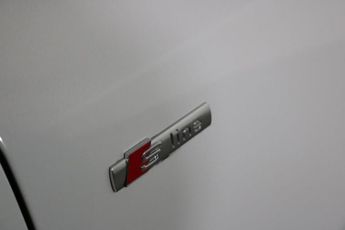 AUDI Q5 2.0 TDI S line Plus SUV 5dr Diesel S Tronic quattro Euro 5 (s/s)