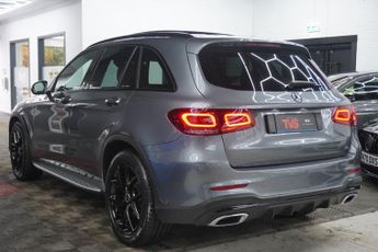 MERCEDES-BENZ GLC 2.0 GLC300d AMG Line (Premium Plus) SUV 5dr Diesel G-Tronic+ 4MA