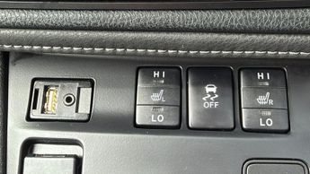 TOYOTA AURIS 1.8 VVT-h Excel Hatchback 5dr Petrol Hybrid CVT Euro 6 (s/s) (13