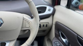 RENAULT SCENIC 2.0 dCi Privilege MPV 5dr Diesel Auto Euro 5 (150 ps)
