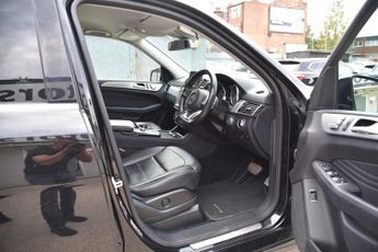 MERCEDES-BENZ GLE 2.1 GLE250d AMG Line SUV 5dr Diesel G-Tronic 4MATIC Euro 6 (s/s)