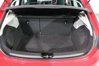 SEAT LEON 2.0 TDI CR FR Hatchback 5dr Diesel DSG Euro 5 (s/s) (150 ps)