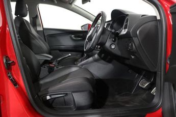 SEAT LEON 2.0 TDI CR FR Hatchback 5dr Diesel DSG Euro 5 (s/s) (150 ps)