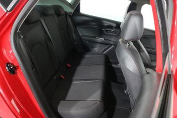 SEAT LEON 2.0 TDI CR FR Hatchback 5dr Diesel DSG Euro 5 (s/s) (150 ps)
