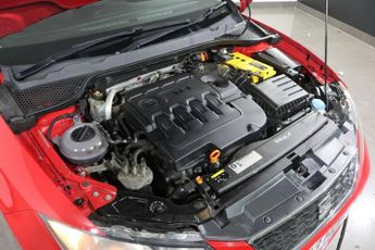 SEAT LEON 2.0 TDI CR FR Hatchback 5dr Diesel DSG Euro 5 (s/s) (150 ps)