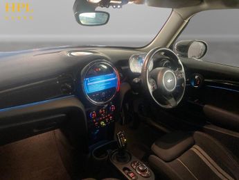 MINI Electric Hatch Cooper SE 32.6kWh Level 1 Hatchback 3dr Electric Auto (184 ps)