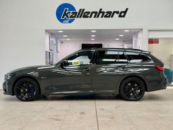BMW 3 SERIES 2.0 330e 12kWh M Sport Pro Edition Touring 5dr Petrol Plug-in Hy
