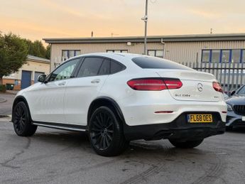 MERCEDES-BENZ GLC 2.1 GLC250d AMG Line (Premium Plus) Coupe 5dr Diesel G-Tronic+ 4