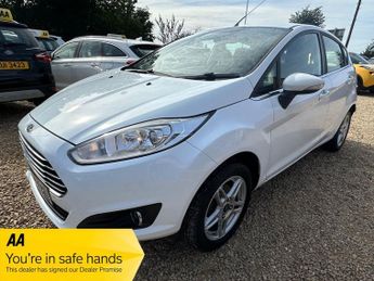 Ford Fiesta 1.5 TDCi Zetec Hatchback 5dr Diesel Manual Euro 5 (75 ps)