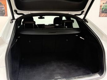 AUDI Q5 2.0 TDI 40 S line Sportback 5dr Diesel S Tronic quattro Euro 6 (