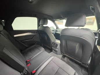 AUDI Q5 2.0 TDI 40 S line Sportback 5dr Diesel S Tronic quattro Euro 6 (