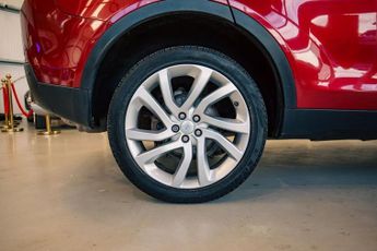 LAND ROVER DISCOVERY SPORT 2.0 TD4 SE Tech SUV 5dr Diesel Auto 4WD Euro 6 (s/s) (180 ps)